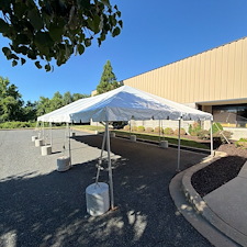 Dunk-Tank-and-Tent-Rental-for-Corporate-Event-in-Belcamp-MD 1